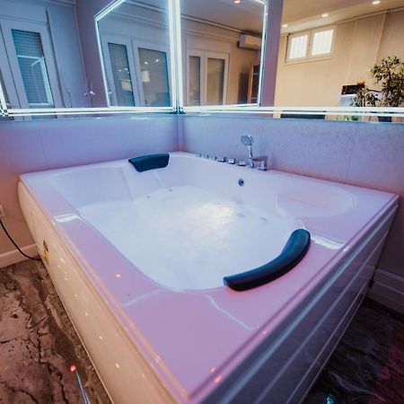 Spa Lux Apartmani Нови Сад Екстериор снимка