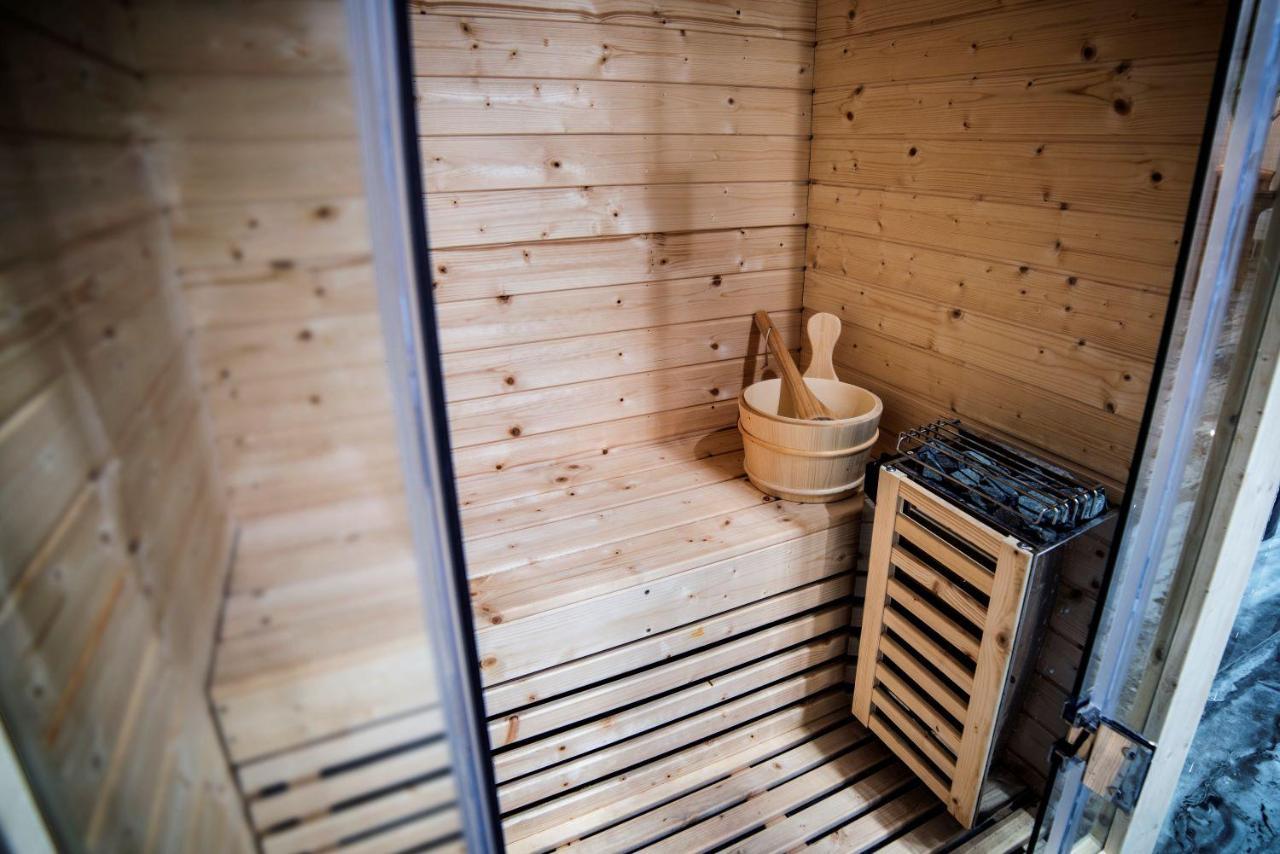 Spa Lux Apartmani Нови Сад Екстериор снимка
