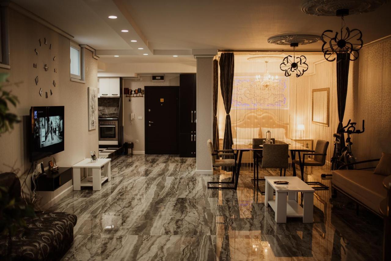 Spa Lux Apartmani Нови Сад Екстериор снимка